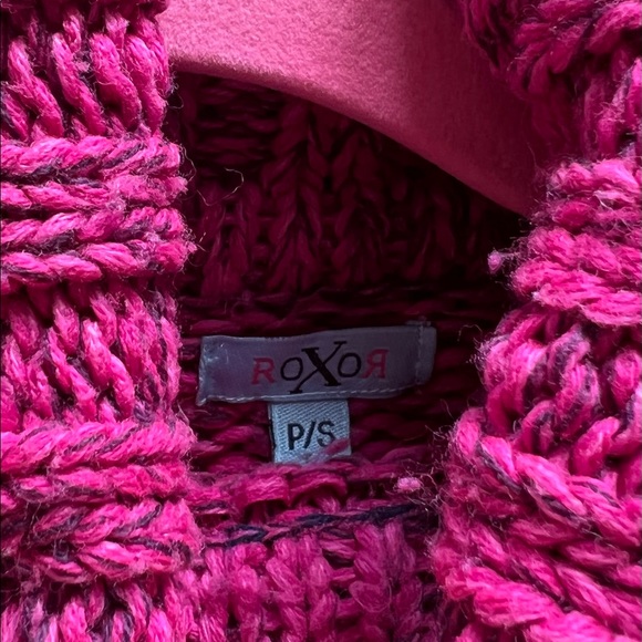 pink knit turtleneck - Picture 3 of 3